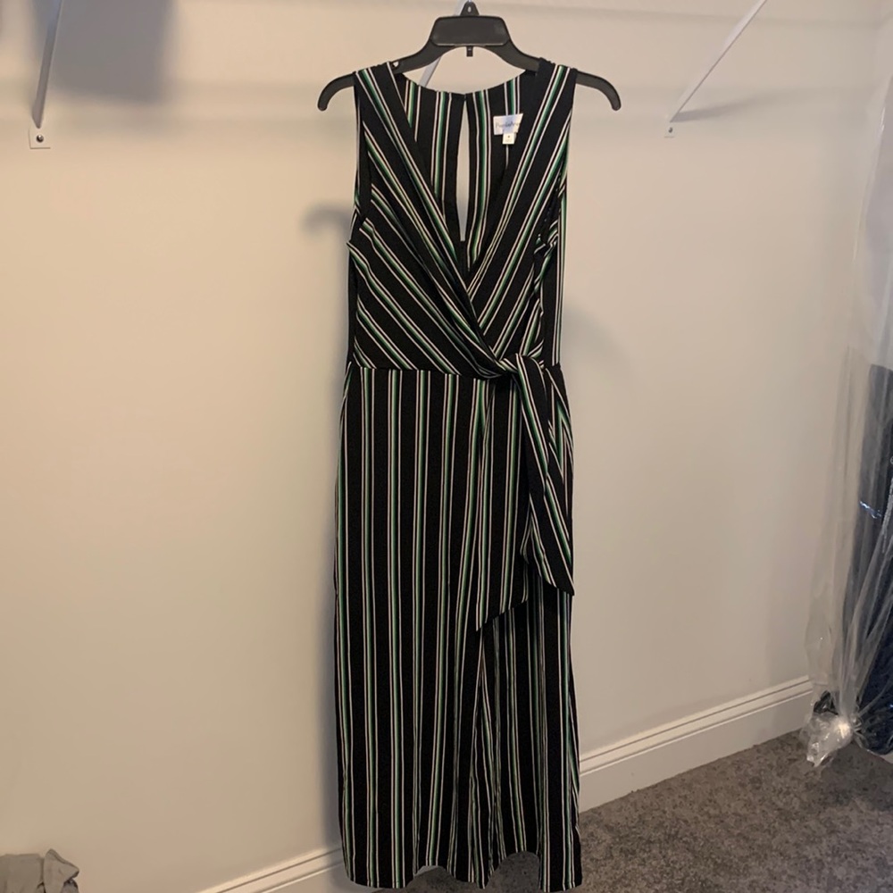 Black striped jumper
